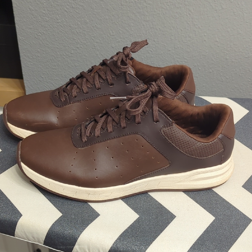 ***Reduced*** Walter Hagen Golf Shoes